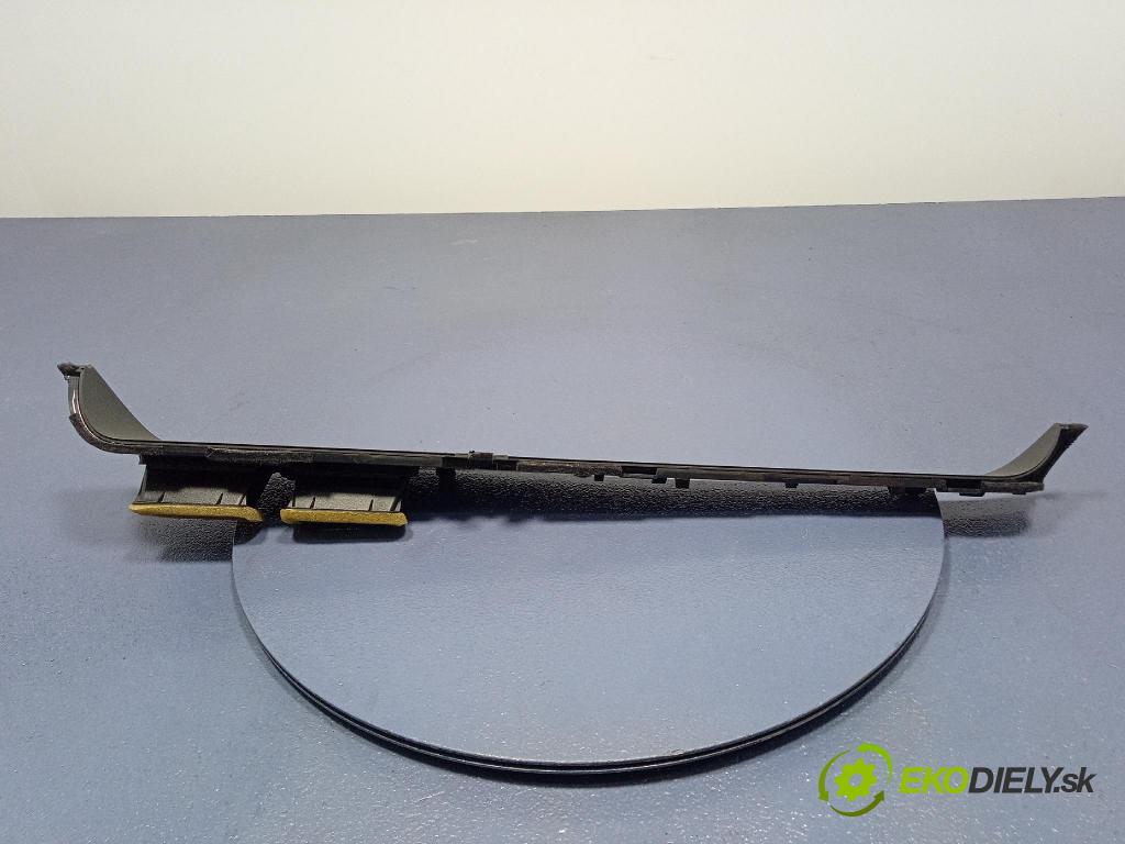 Mercedes S-klasa 2011 kryt Plast: Interiéry: A2216890908