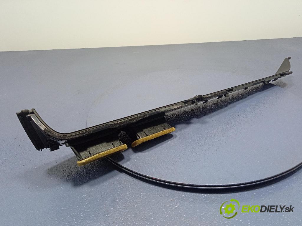 Mercedes S-klasa 2011 kryt Plast: Interiéry: A2216890908