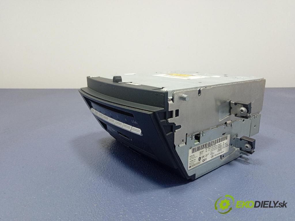 Mercedes S-klasa 2011 Radio I Navigácia: A2219027602