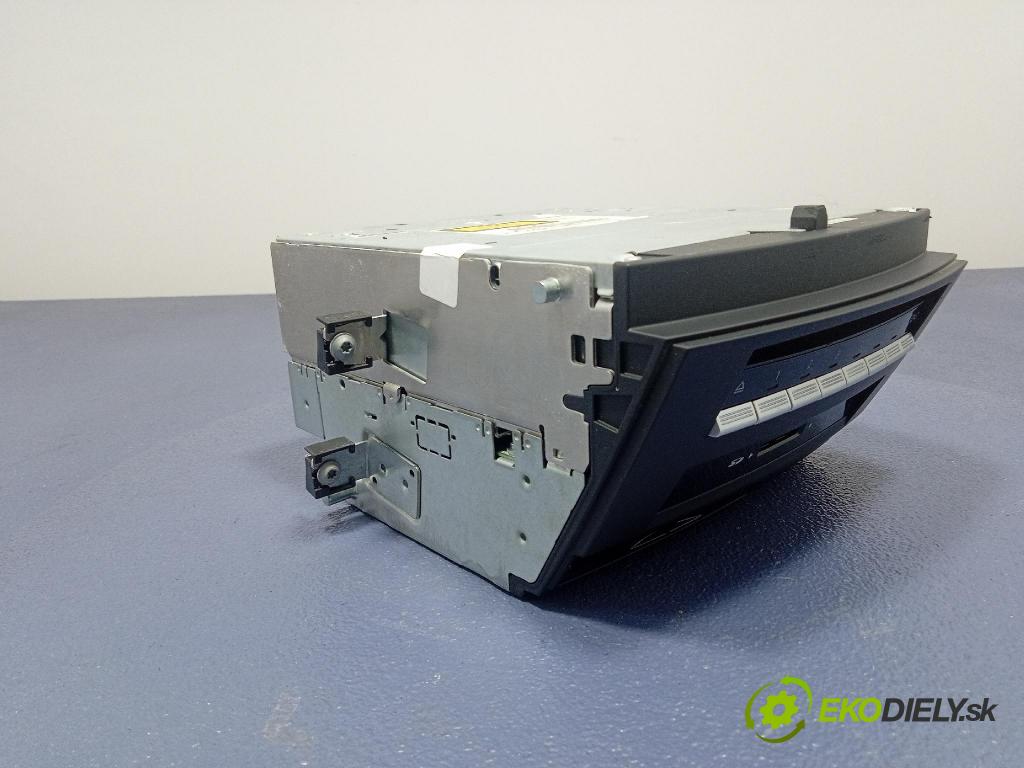 Mercedes S-klasa 2011 Radio I Navigácia: A2219027602