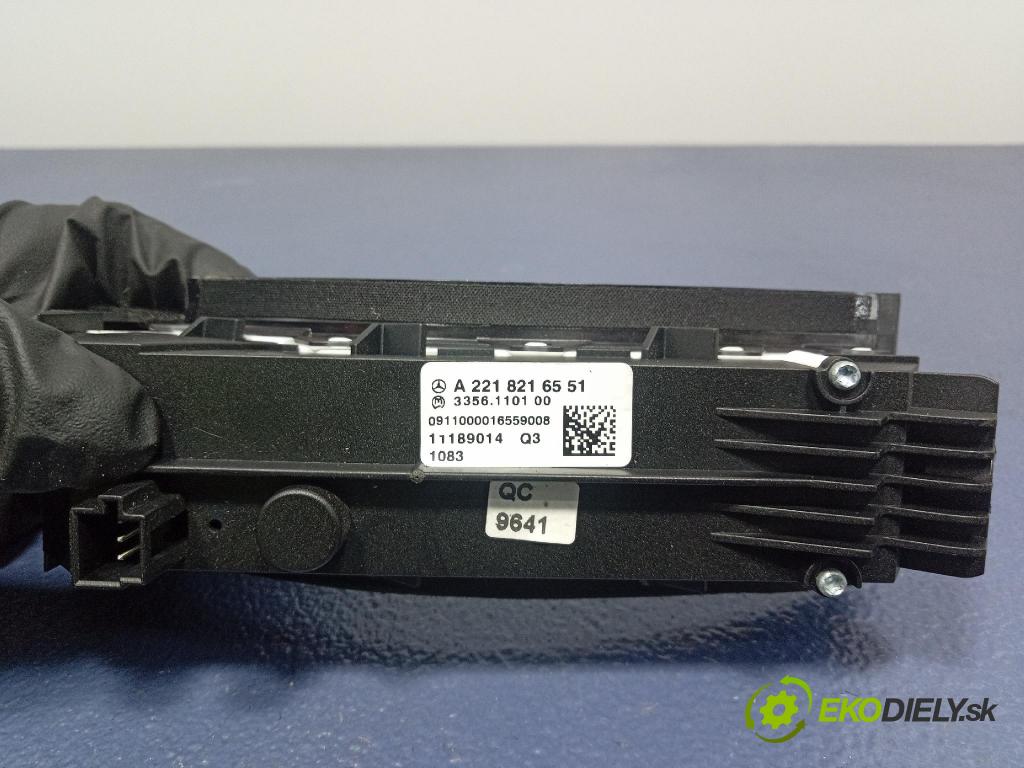 Mercedes S-klasa 2011 prepínač A2218216551