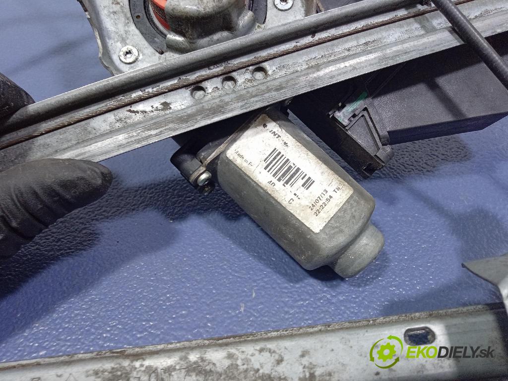 Renault Vel satis 2003 mechanizmus okna Okná: Predné Vľavo:
