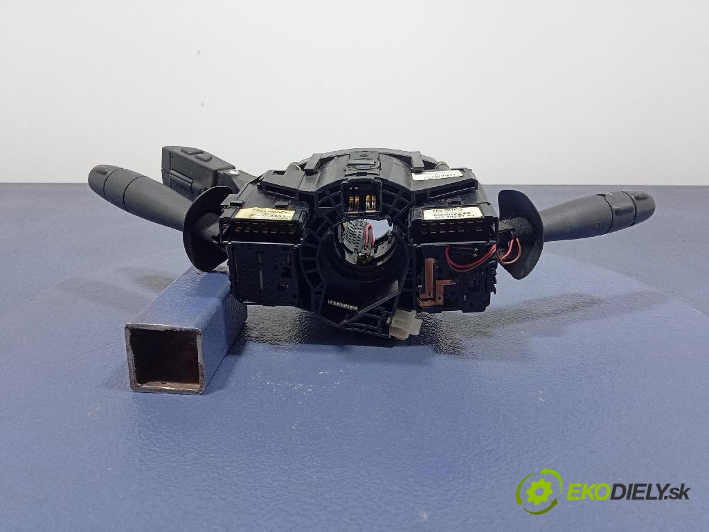 Renault Vel satis 2003 prepínač Komplex: 8200002461