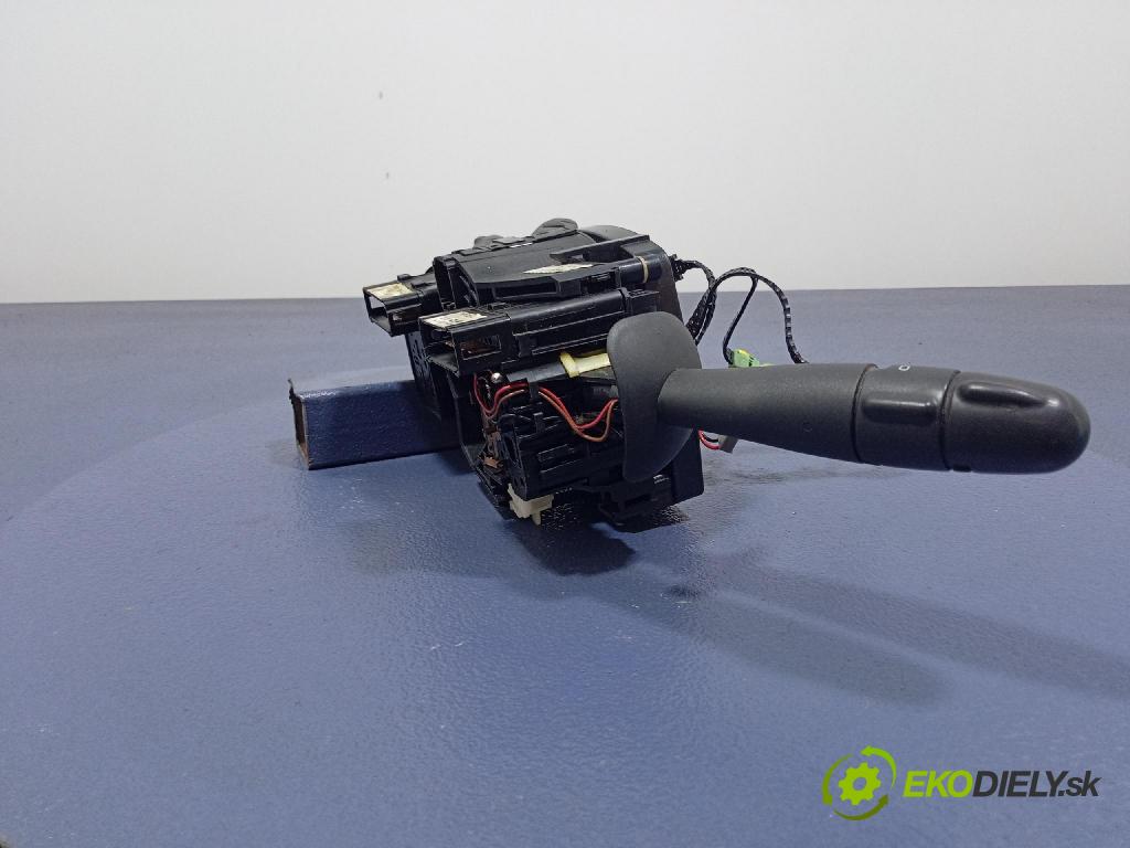 Renault Vel satis 2003 prepínač Komplex: 8200002461