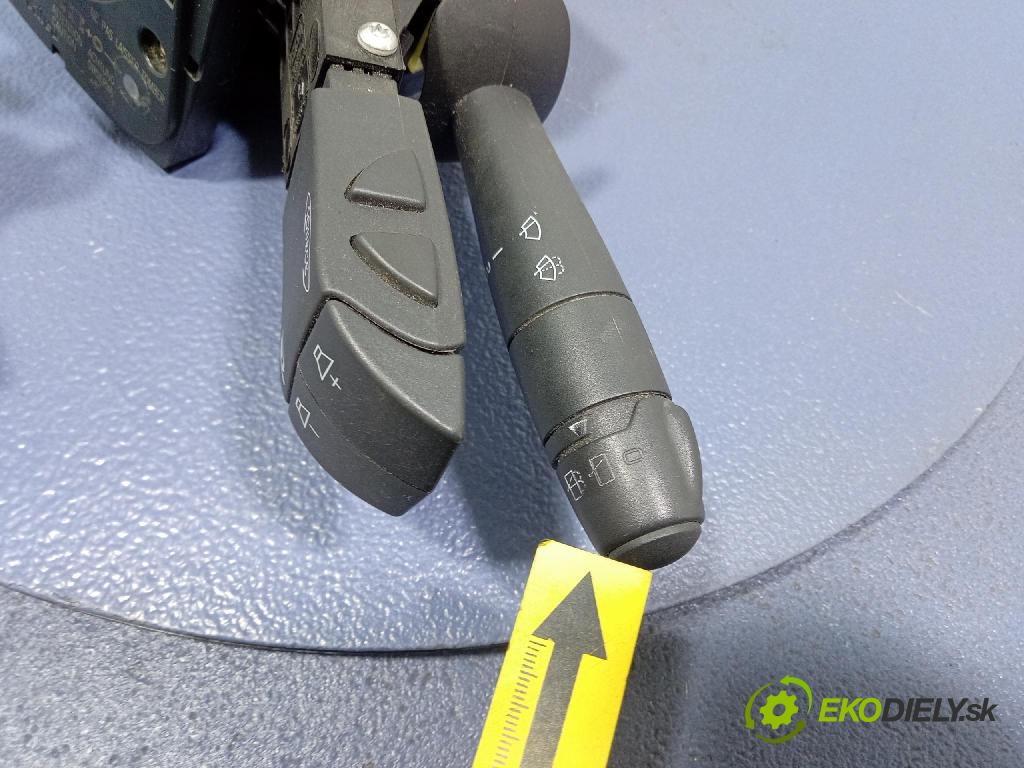 Renault Vel satis 2003 prepínač Komplex: 8200002461