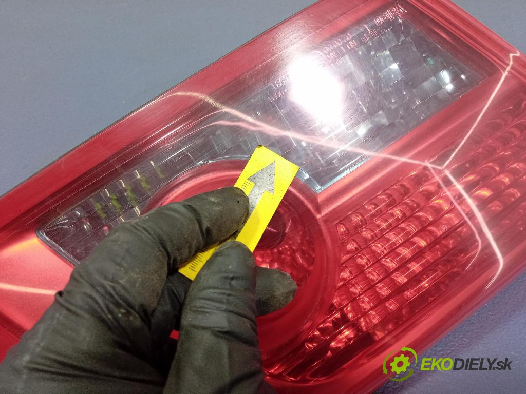 Renault Vel satis 2003 svetlo / reflektor zad ľavá Vnútri: 8200014362