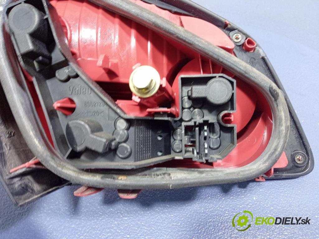 Renault Vel satis 2003 svetlo / reflektor zad Prava: Vnútri: 8200014363
