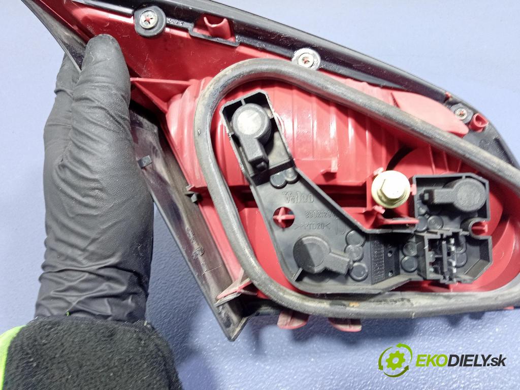 Renault Vel satis 2003 svetlo / reflektor zad Prava: Vnútri: 8200014363