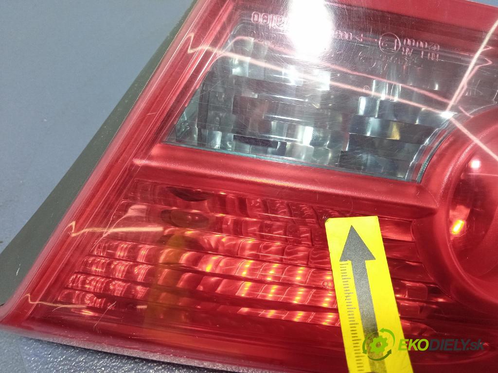 Renault Vel satis 2003 světlo Zad: Práva: Uvnitř 8200014363