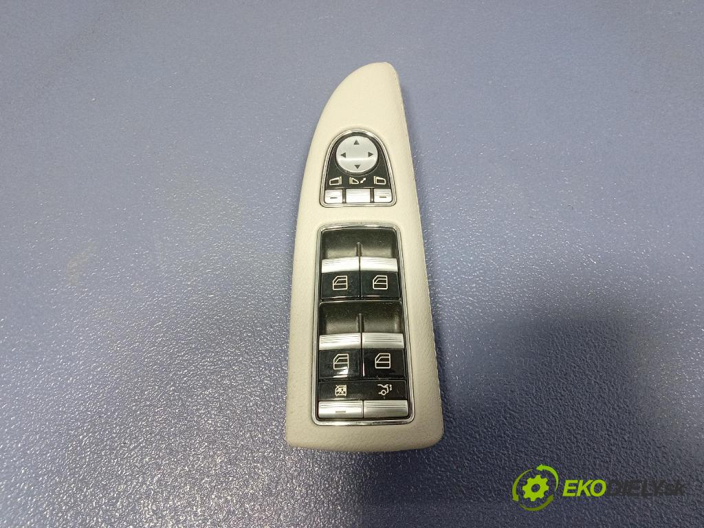 Mercedes S-klasa 2011 prepínač Okná: A2218215051