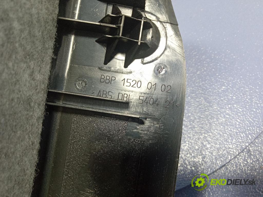 Mercedes S-klasa 2011 lišta kufra: A2216900041