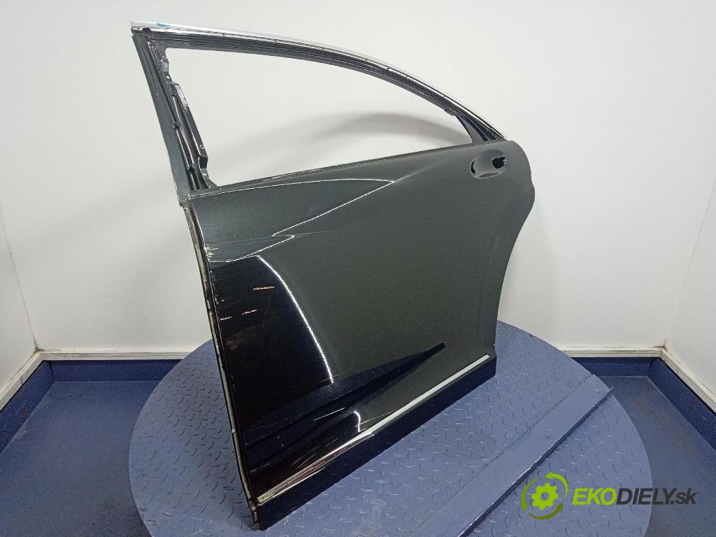 Mercedes S-klasa 2011 dvere zad Vľavo: