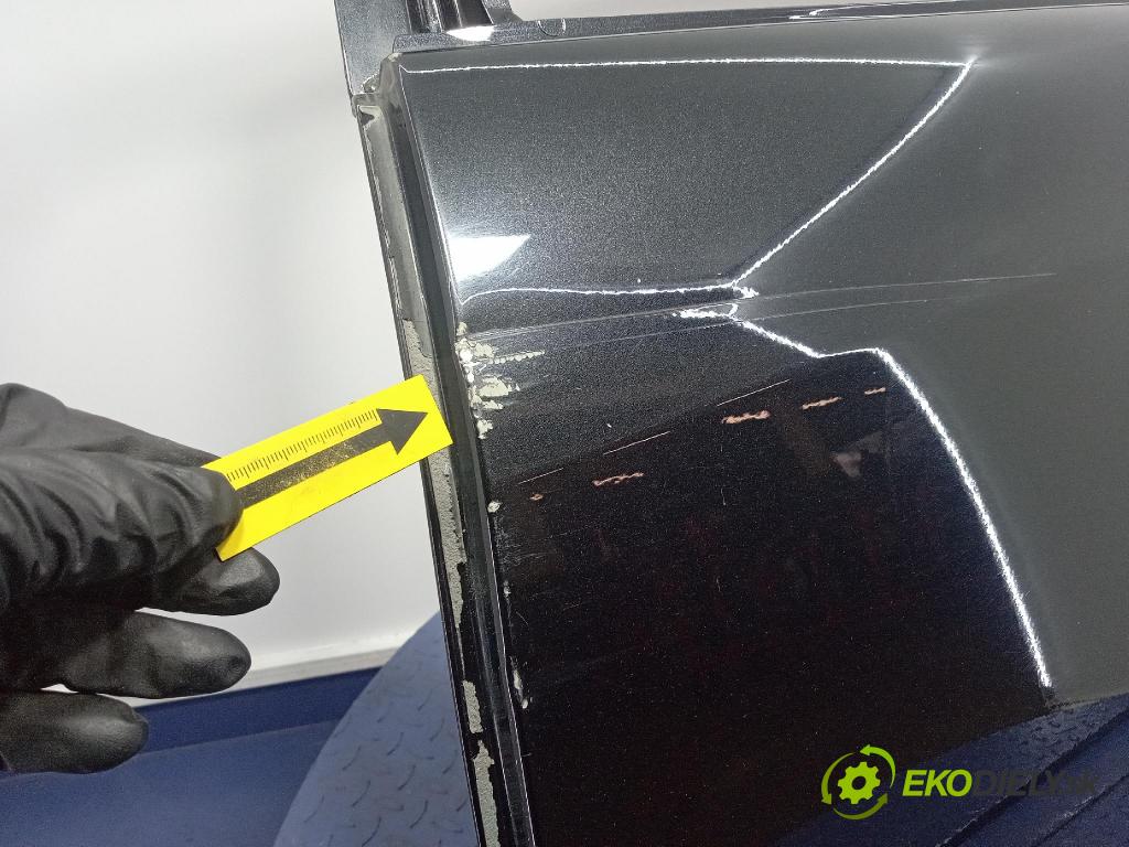 Mercedes S-klasa 2011 dvere zad Vľavo: