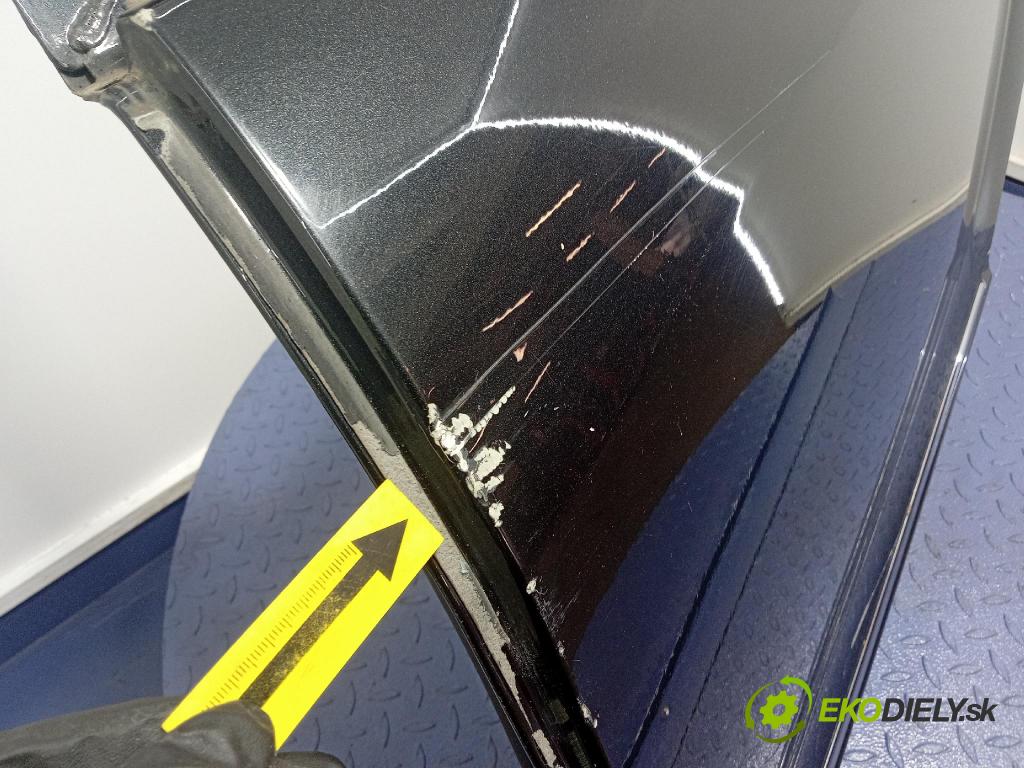 Mercedes S-klasa 2011 dvere zad Vľavo: