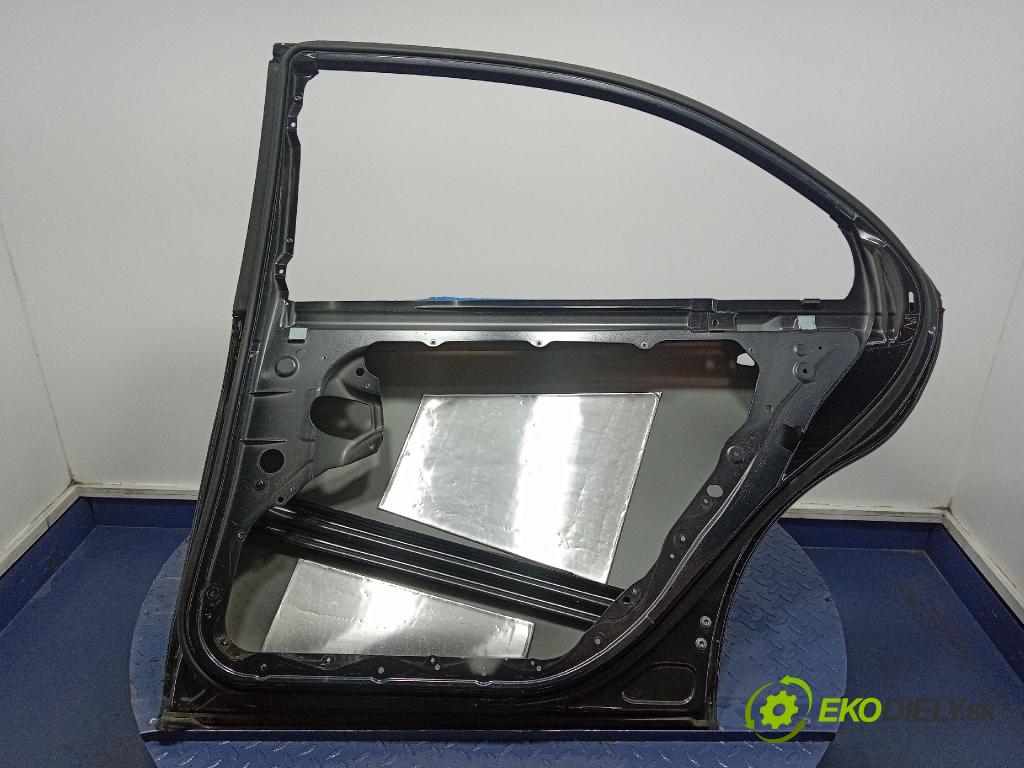 Mercedes S-klasa 2011 dvere zad pravé