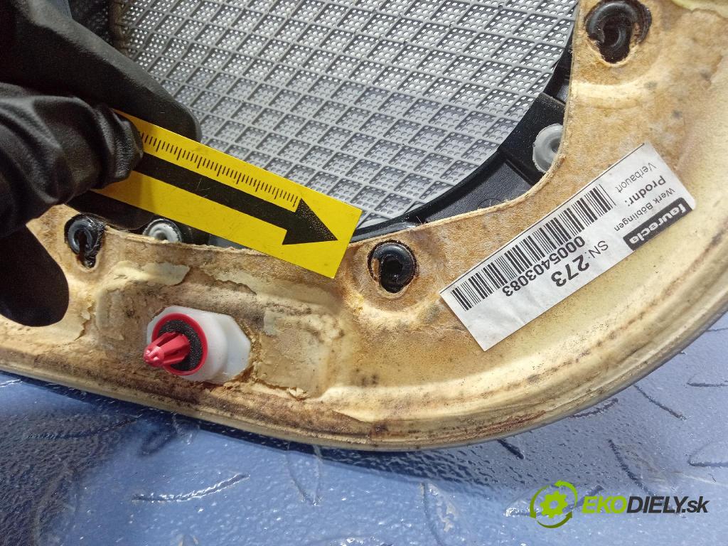 Mercedes S-klasa 2011 Čalounictví: dvere Predné Prava: