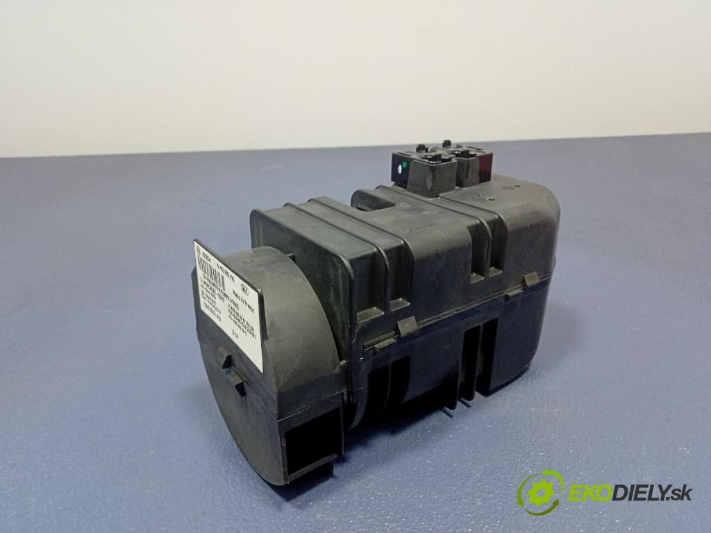 Mercedes S-klasa 2011 pompa Centrálny: Zámok: 0132006410