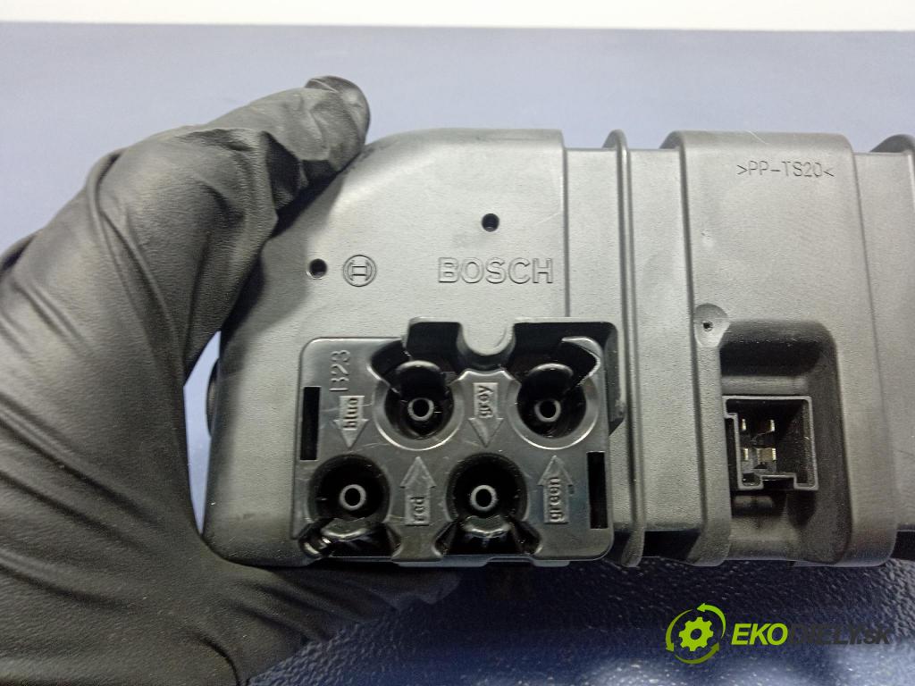 Mercedes S-klasa 2011 pompa Centrálny: Zámok: 0132006410