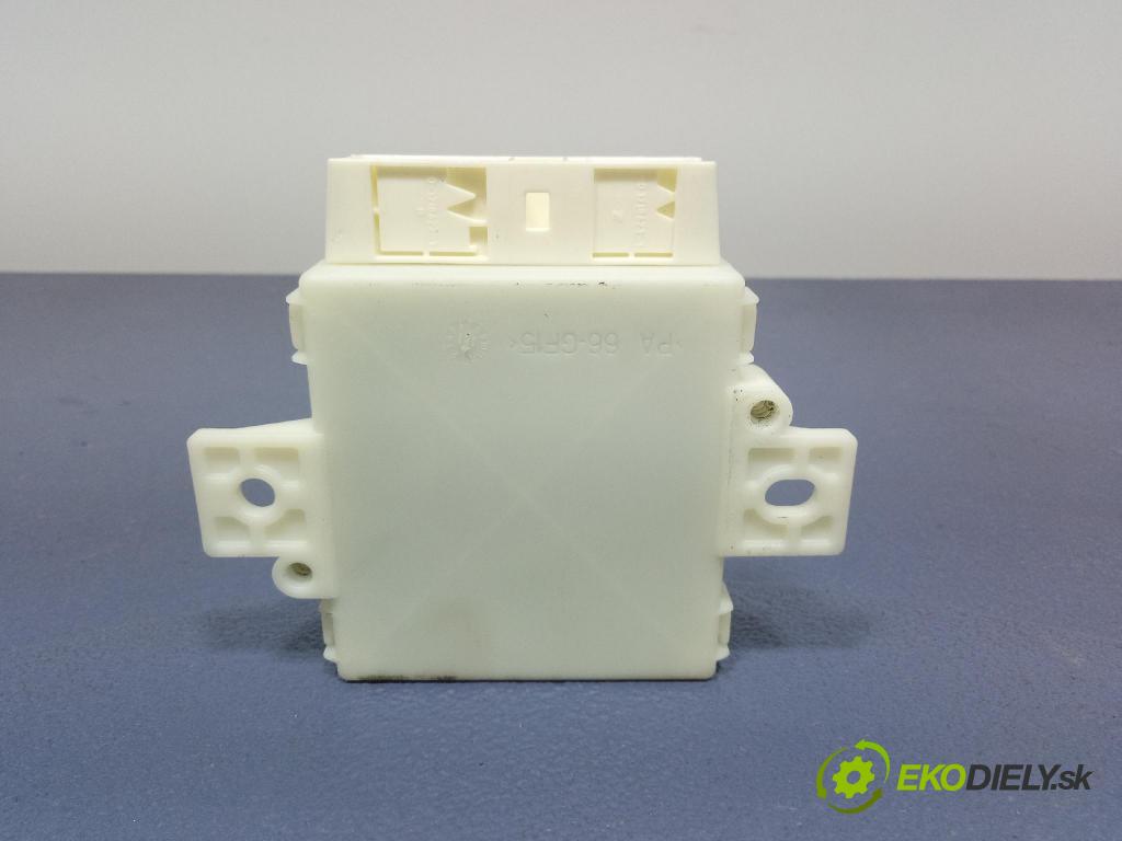 Mercedes S-klasa 2011 snímač / riadiaca jednotka PDC A2219009202