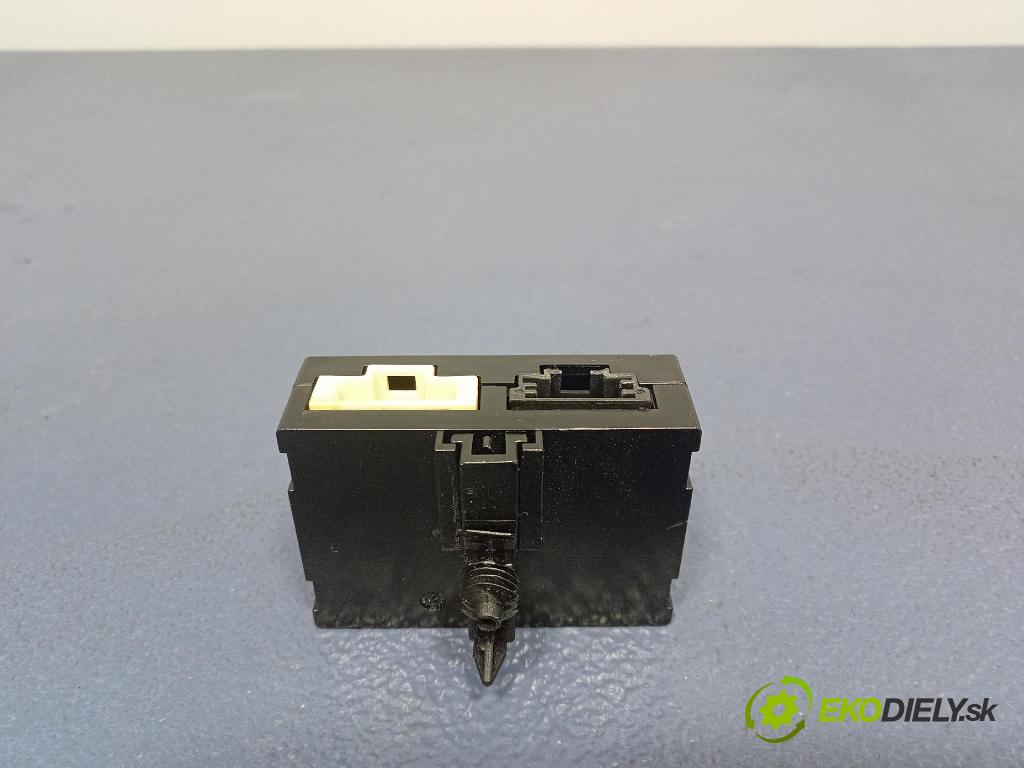 Mercedes S-klasa 2011 riadiaca jednotka A1645430062