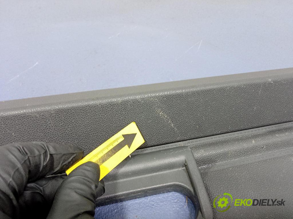 Opel Zafira 2006 roleta