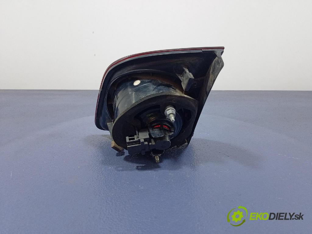 Vw Golf 2006 svetlo / reflektor zad ľavá Vnútri: 5M0945093H