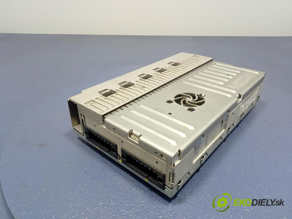 Mercedes S-klasa 2011 Zesilovač: Rádio: Navigacia: A2219008103