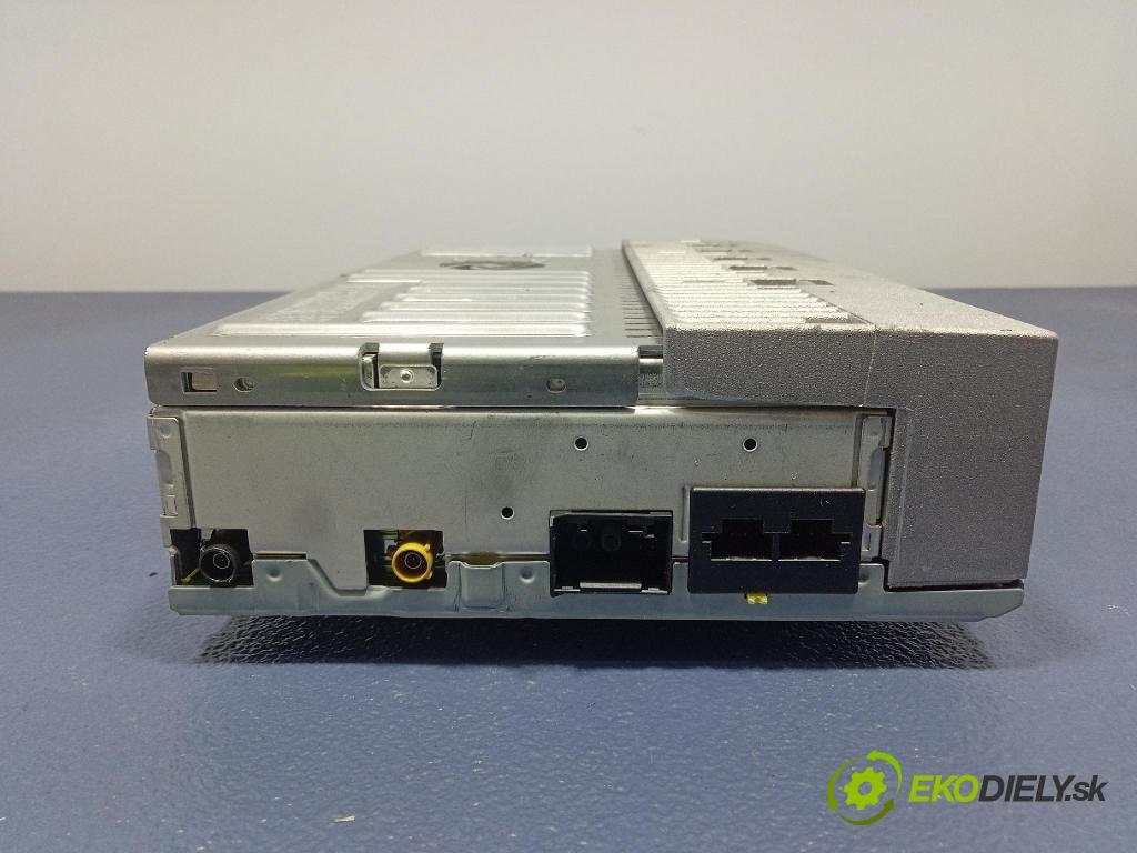 Mercedes S-klasa 2011 Zesilovač: Rádio: Navigacia: A2219008103