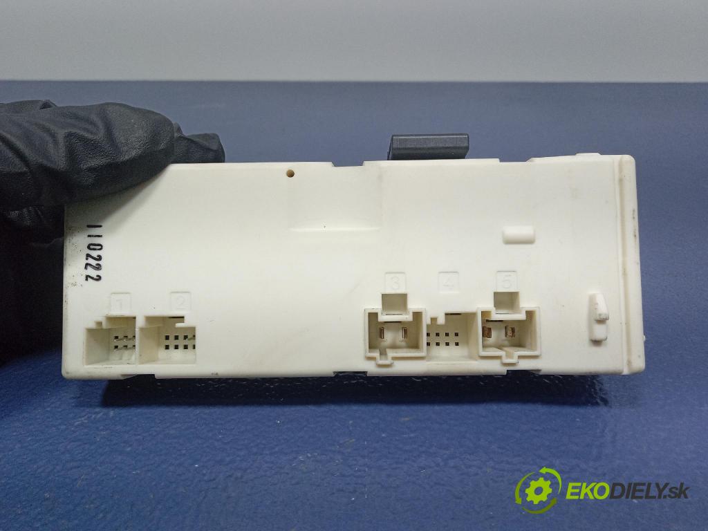 Mercedes S-klasa 2011 riadiaca jednotka A2218703995