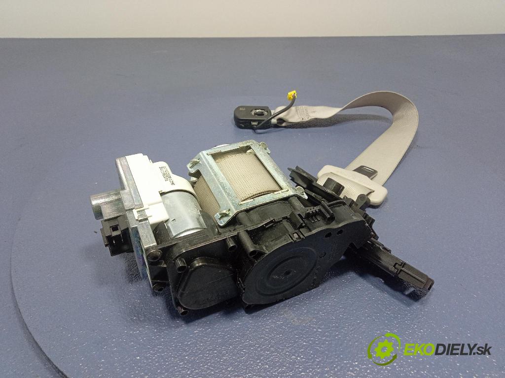 Mercedes S-klasa 2011 Pásy: Bezpečnosť: x A2218600086