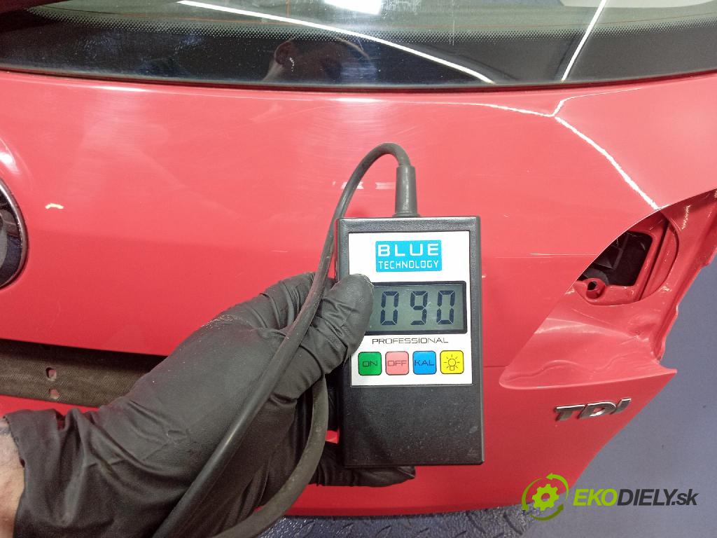 Vw Golf 2006 zadna dveře kufra: kufra: