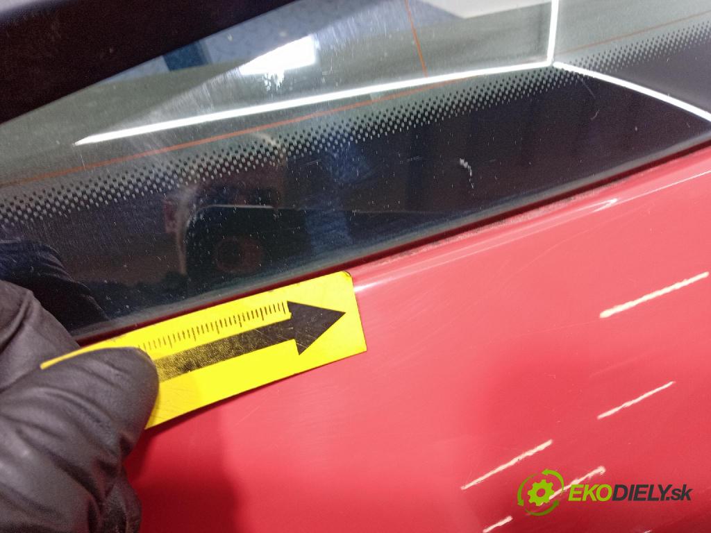 Vw Golf 2006 zadna dveře kufra: kufra: