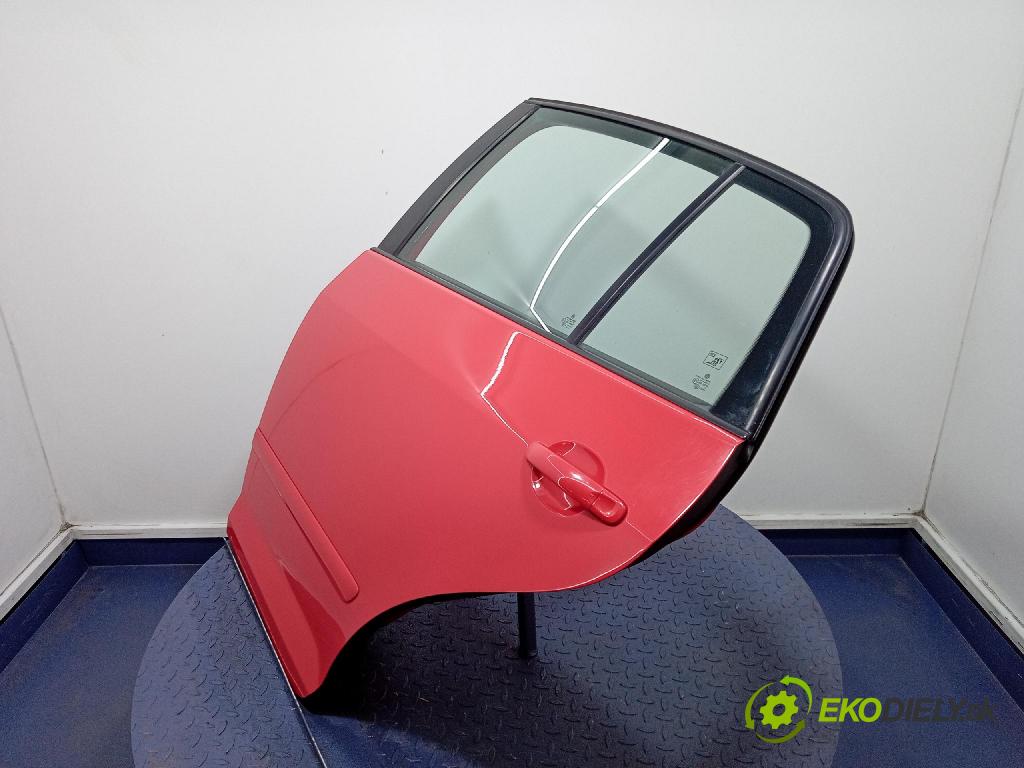 Vw Golf 2006 dvere zad Vľavo: