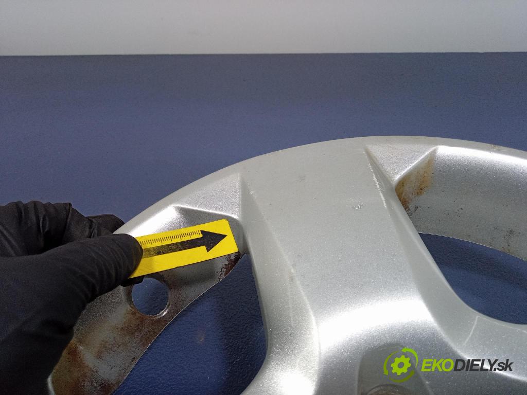 Opel Zafira 2006 puklica kola: 13198634