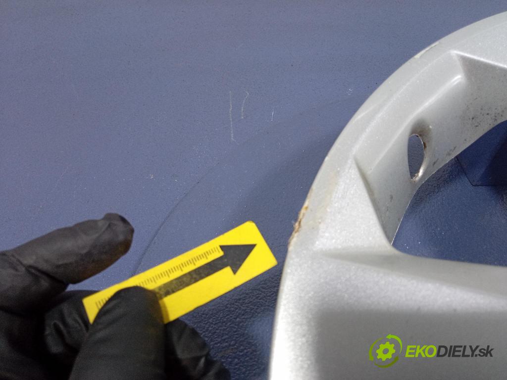 Opel Zafira 2006 puklica kola: 13198634