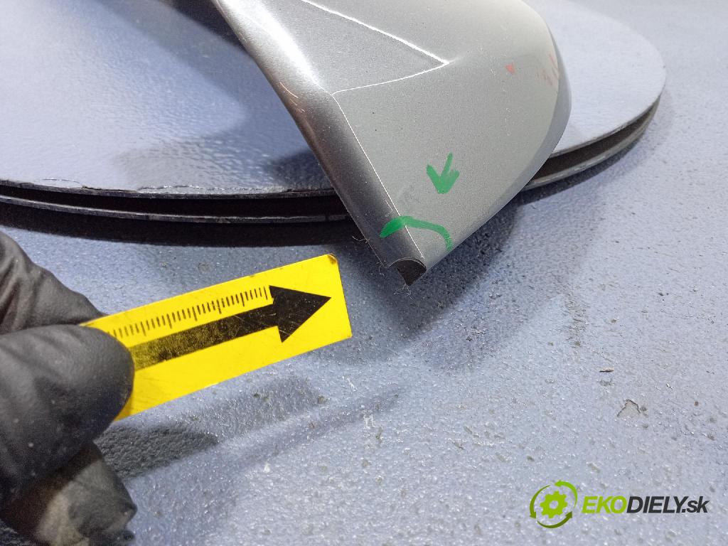 Opel Zafira 2006 spoiler 13214762