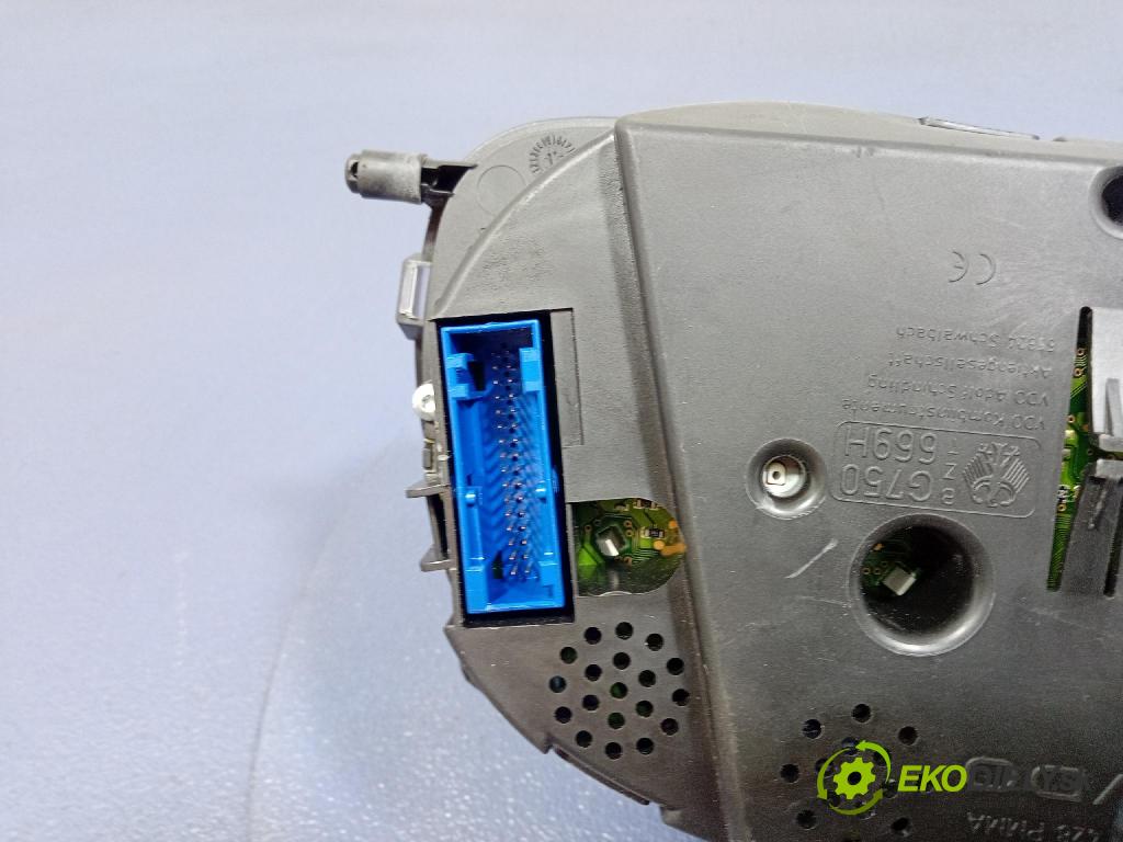 Skoda Octavia 2002 prístrojovka/ budíky 1U0920841J