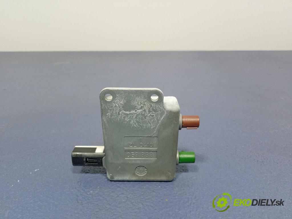 Mercedes S-klasa 2011 Zesilovač: / GPS A2218203789