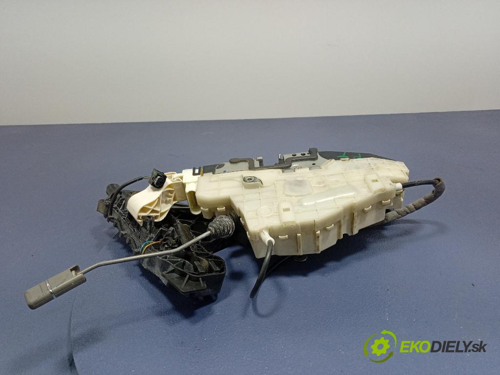 Mercedes S-klasa 2011 zámek dveře Zad: v pravo: 450811631R