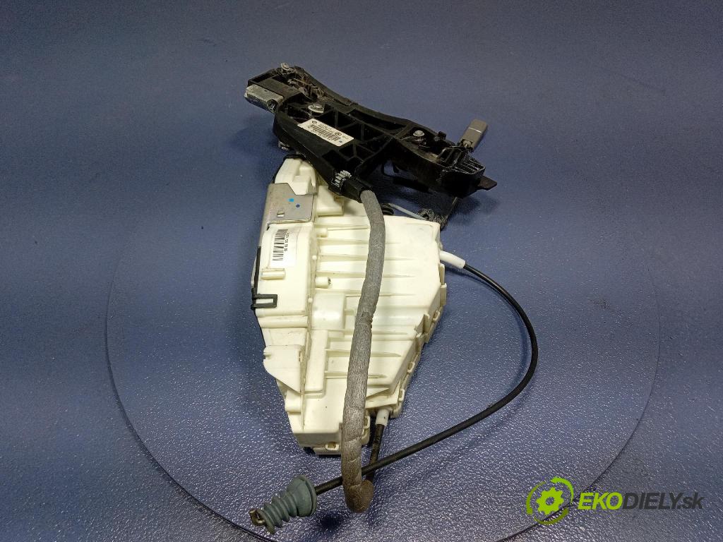 Mercedes S-klasa 2011 zámek dveře Zad: v pravo: 450811631R