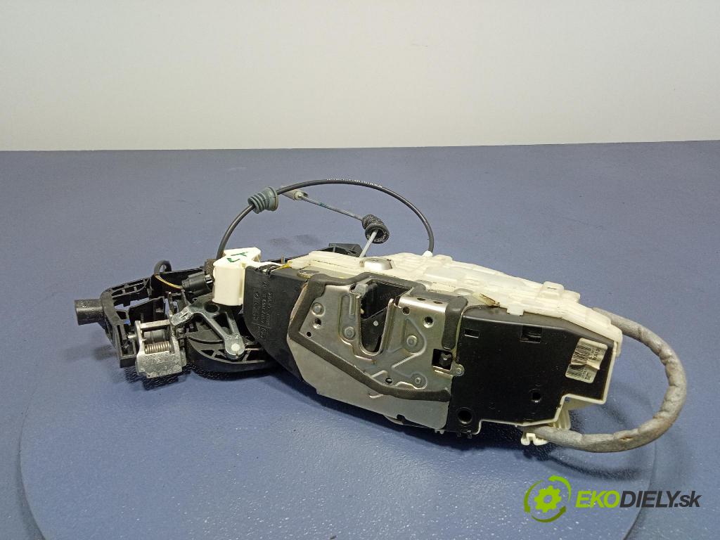 Mercedes S-klasa 2011 zámek dveře Zad: Levý: 450711631L