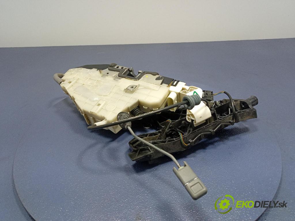 Mercedes S-klasa 2011 zámek dveře Zad: Levý: 450711631L