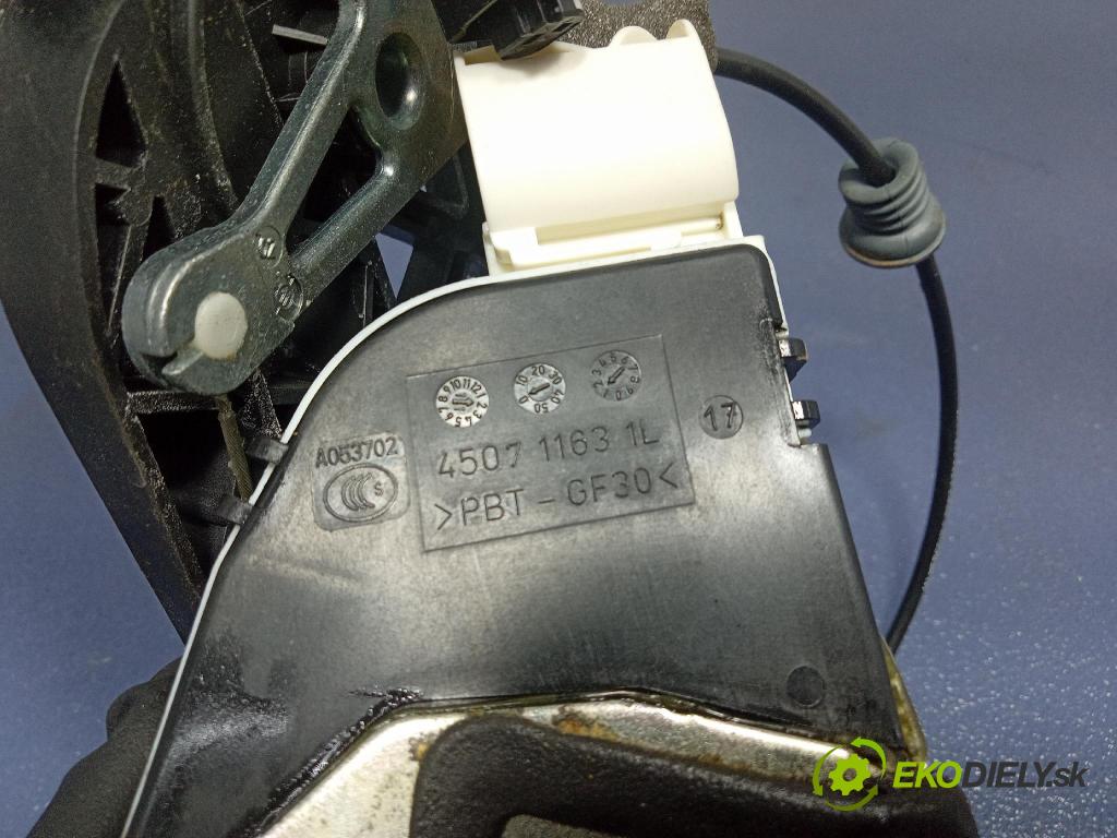 Mercedes S-klasa 2011 zámok dvere zad Vľavo: 450711631L