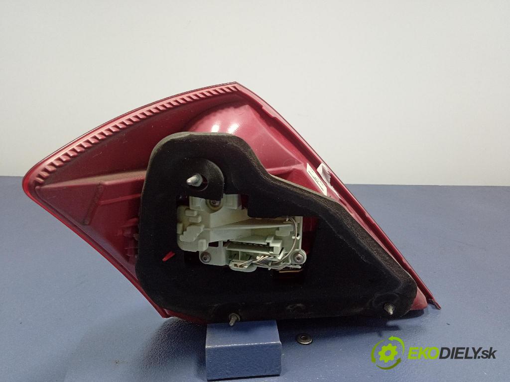 Mercedes S-klasa 2011 svetlo / reflektor zad Prava: Vonkajsia: A2218201464