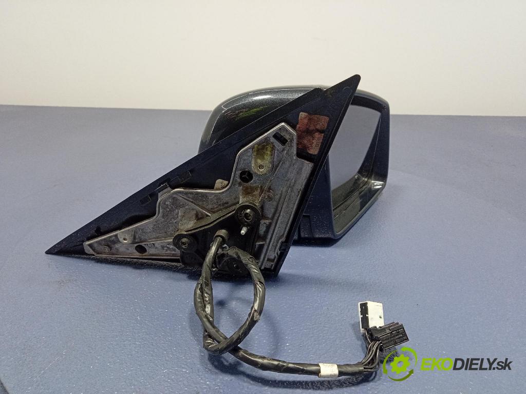 Mercedes S-klasa 2011 zrkadlo pravé