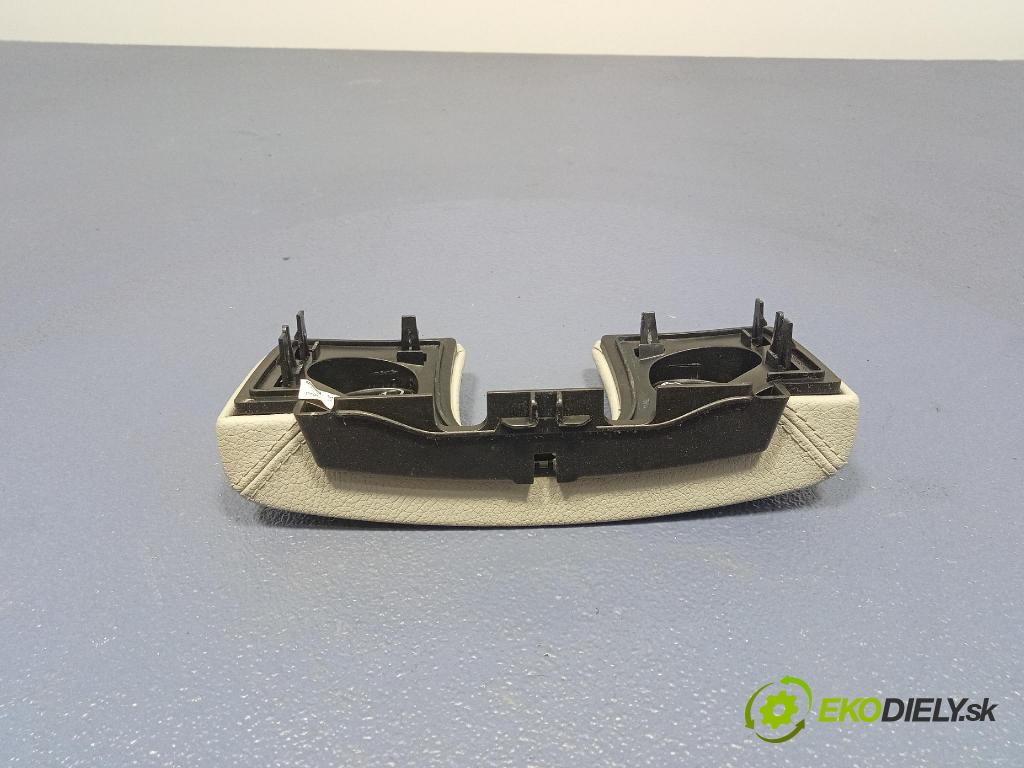 Mercedes S-klasa 2011 lišta Dekoratívne: Vnútri: P0107552