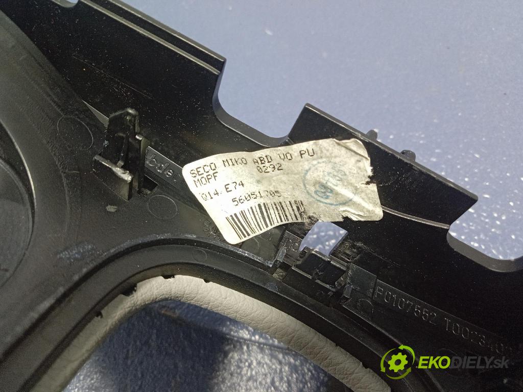 Mercedes S-klasa 2011 lišta Dekoratívne: Vnútri: P0107552