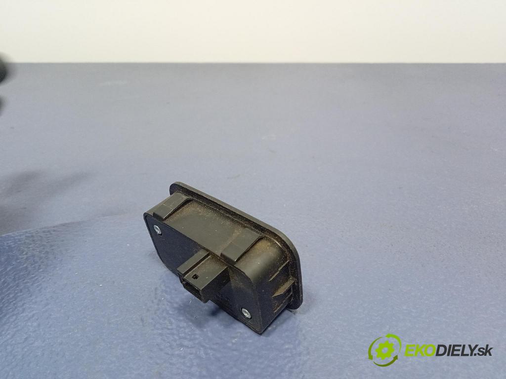 Mercedes S-klasa 2011 prepínač Klapky: kufra: A2208211479