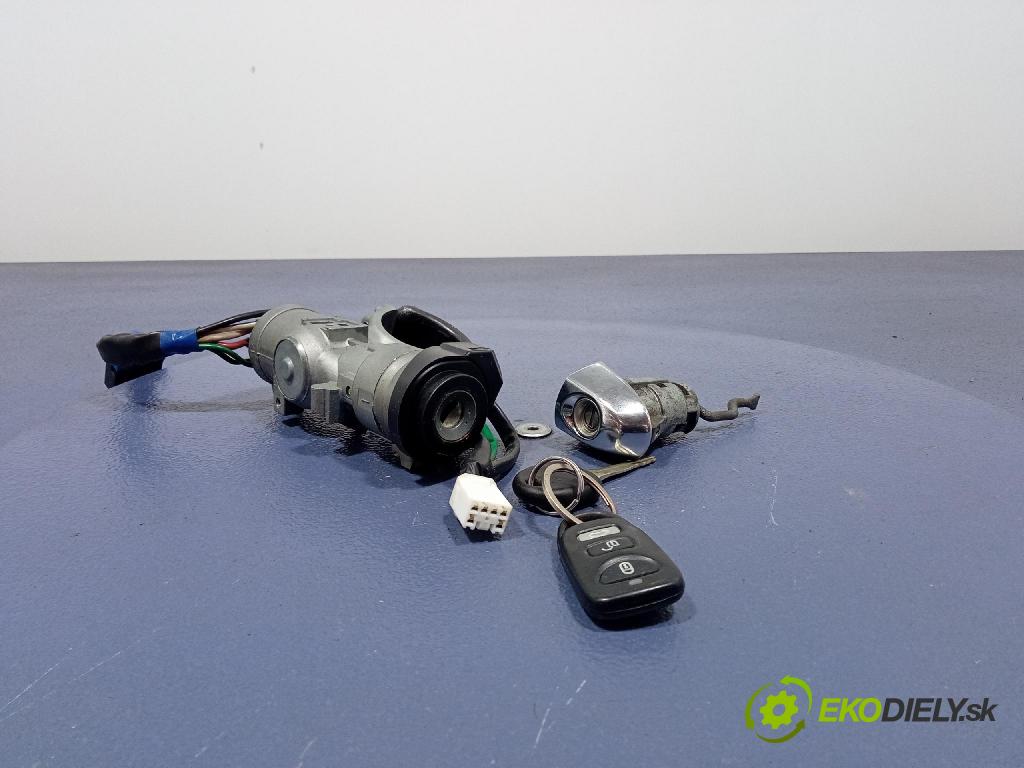 Kia Carens 2008 Spínač zapalování.