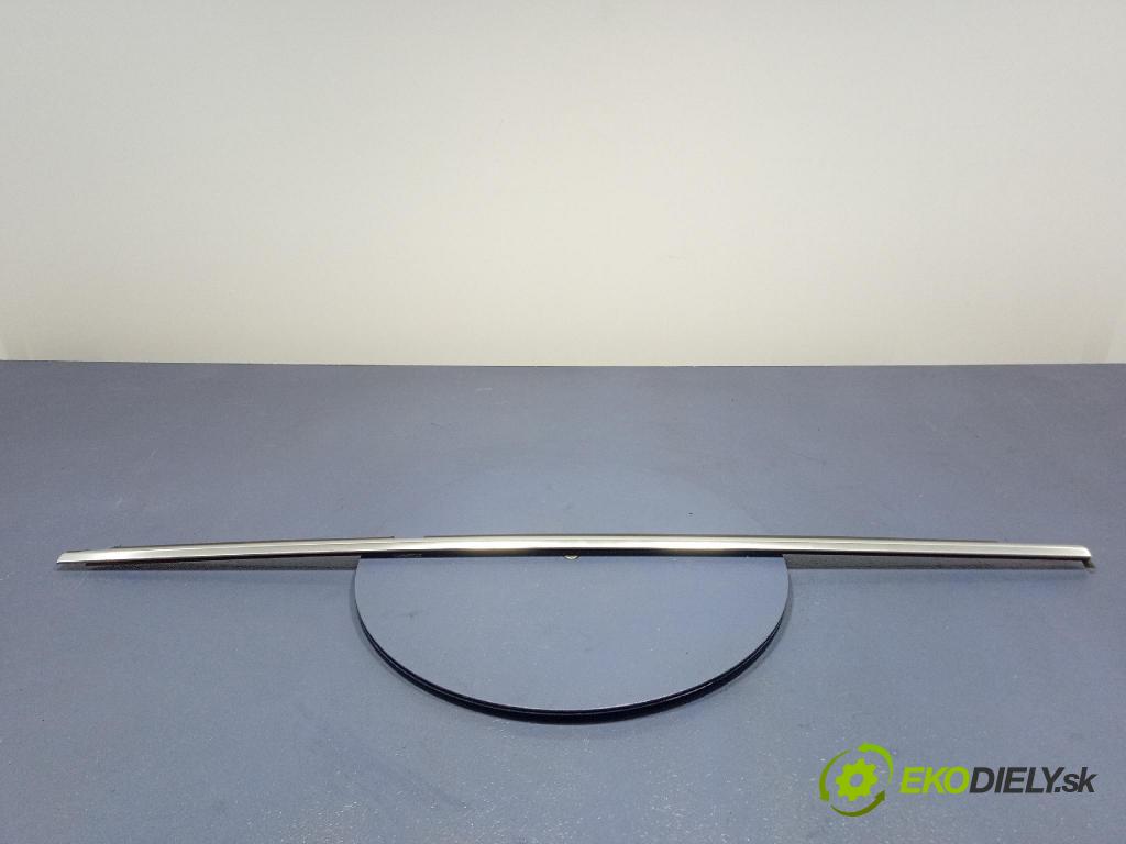 Mercedes S-klasa 2011 lišta Dekoratívne: